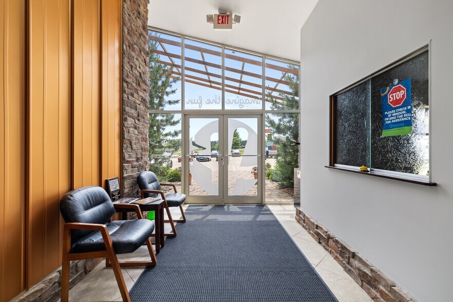 More Photos Of 1 Hedstrom Dr, Ashland Warehouse For Lease