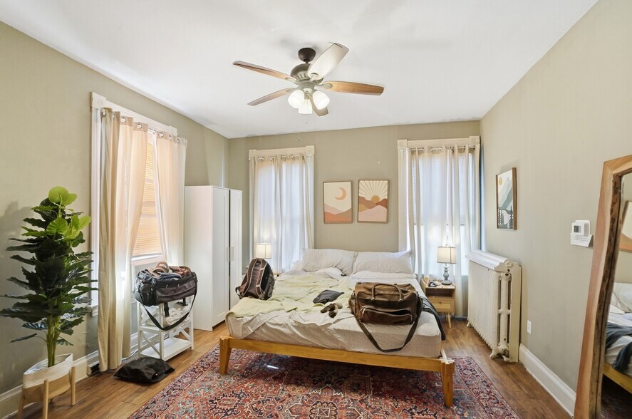 More Photos Of 2337 Victory Pky, Cincinnati Office Residential For Sale