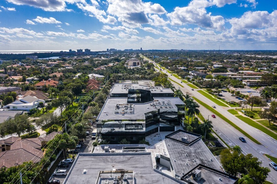 More Photos Of 4800 N Federal Hwy, Boca Raton Unknown For Lease