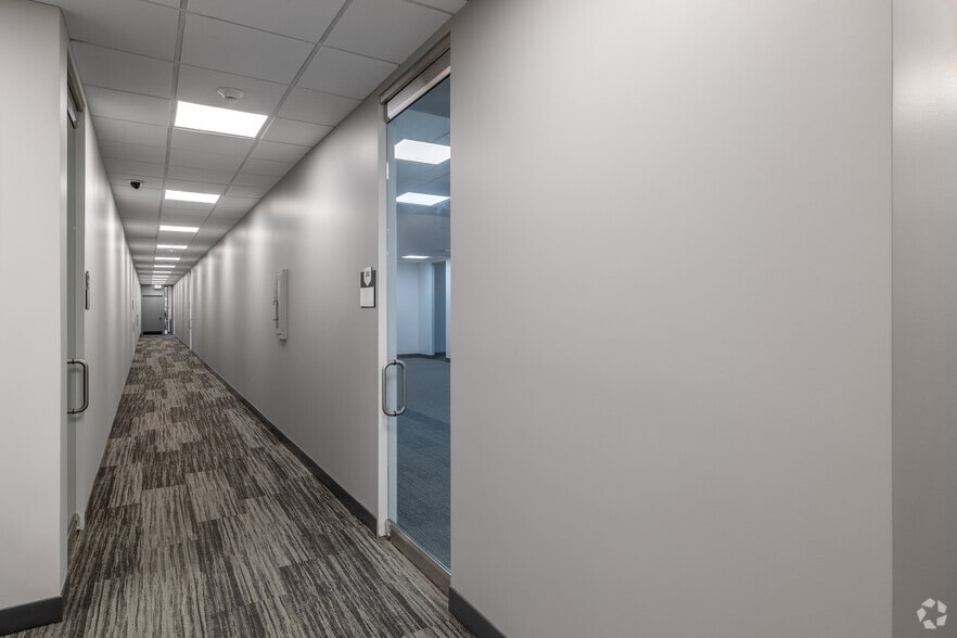 More Photos Of 4606 Centerview, San Antonio Office For Lease