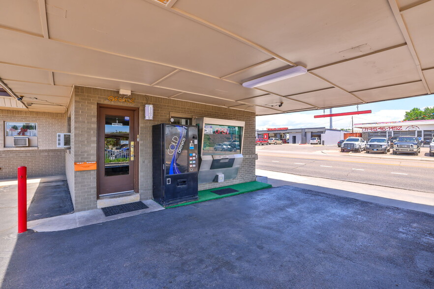 More Photos Of 414 W 29th St, Pueblo Hotel For Sale