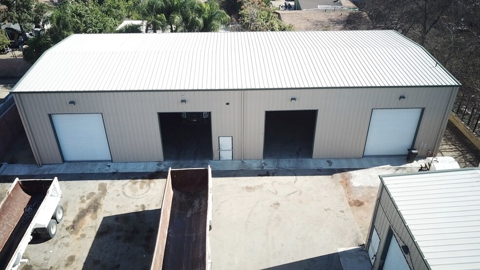 More Photos Of 11185 Roswell Ave, Pomona Warehouse For Lease
