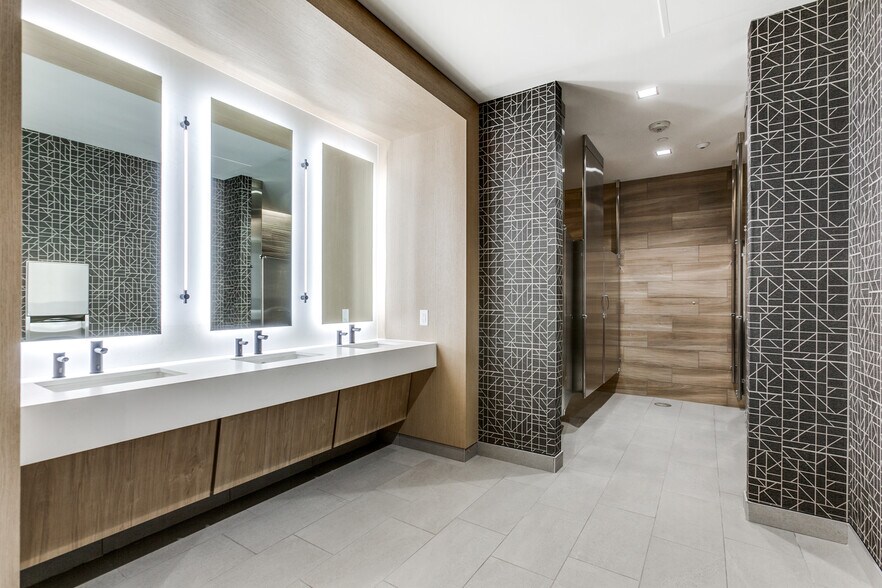 More Photos Of 2380 Performance Dr, Richardson Unknown For Lease