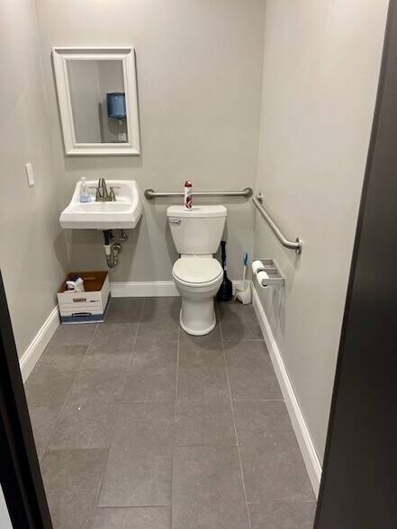 More Photos Of 3500 Millikin Ct, Columbus Light Distribution For Lease