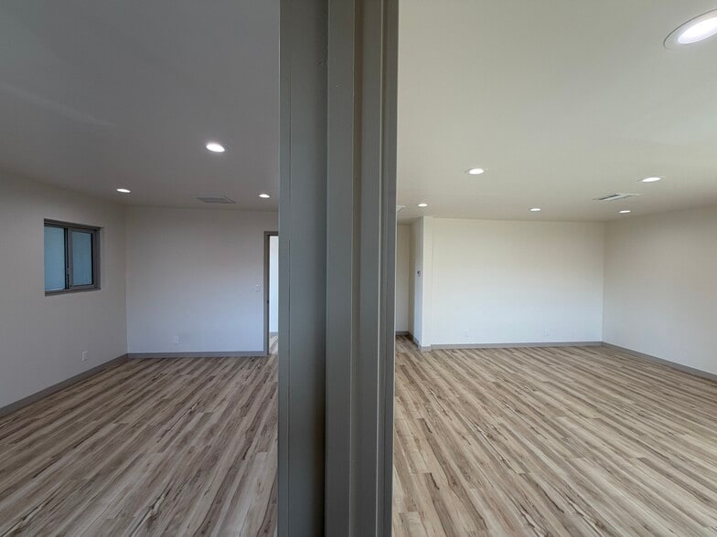 More Photos Of 1519-1521 W Glenoaks Blvd, Glendale Storefront Retail Residential For Lease