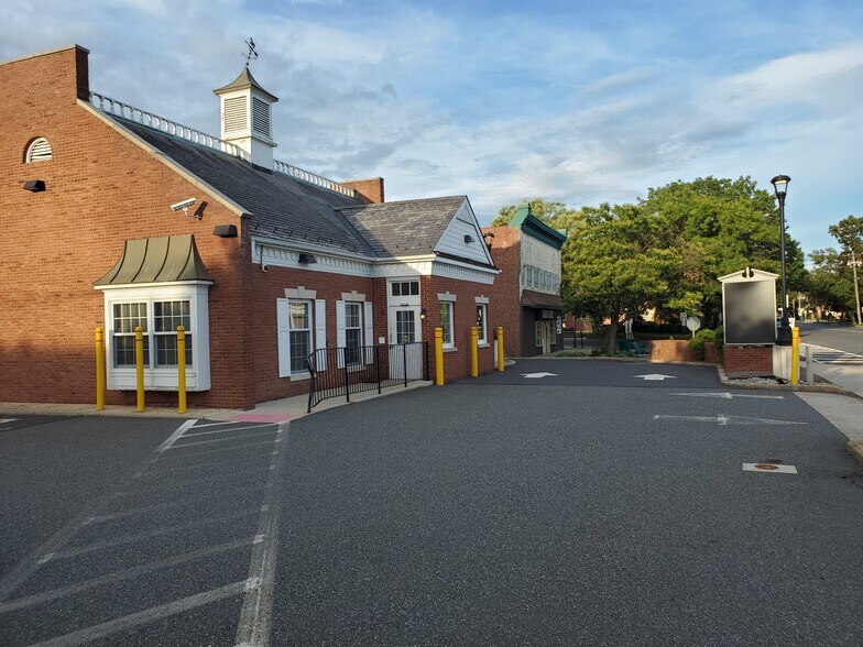 More Photos Of 23 W Maple Ave, Merchantville Bank For Lease