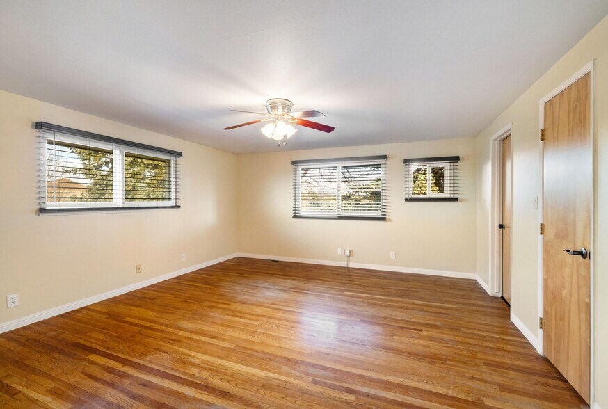 More Photos Of 180 Gallian Ln, Reno Office Residential For Sale