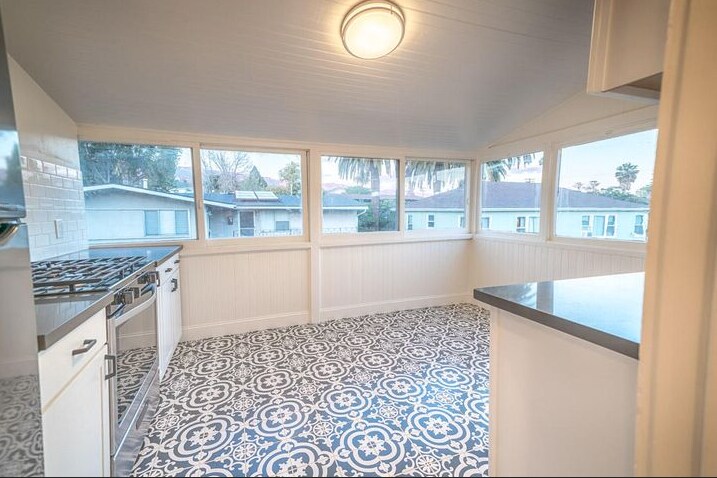 More Photos Of 1416-1418 Bath St, Santa Barbara Apartments For Sale