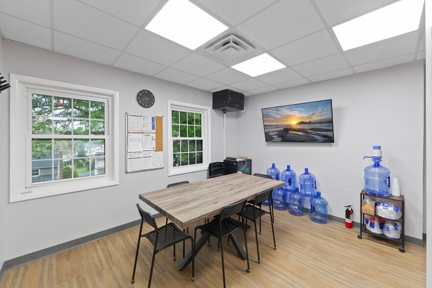 More Photos Of 874 Pompton Ave, Cedar Grove Medical For Sale