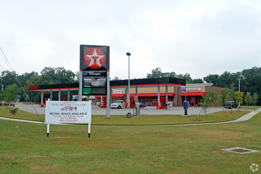 Primary Photo Of 4126 Moffett Rd, Mobile Service Station For Lease