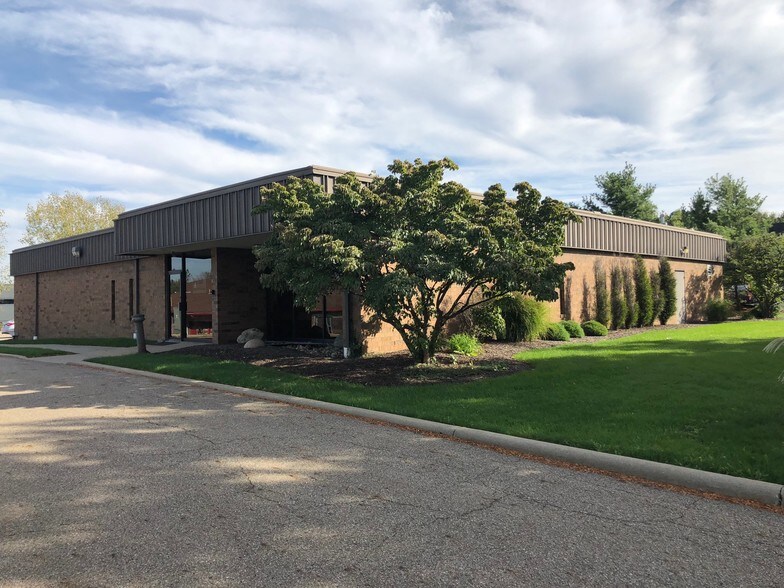 More Photos Of 4510-4512 Dressler Rd NW, Canton Medical For Sale