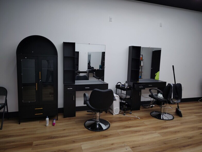 More Photos Of 6032 S Vermont Ave, Los Angeles Storefront Retail Residential For Lease