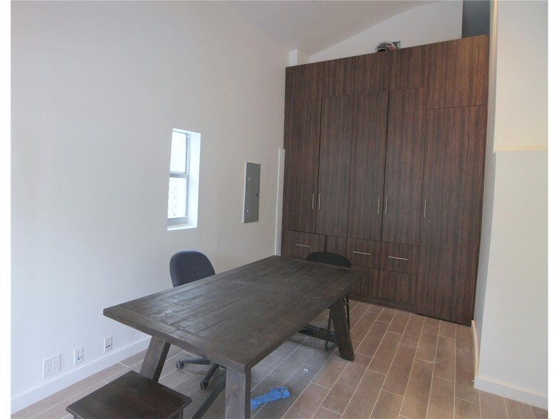 More Photos Of 1329 Alton Rd, Miami Beach Office Residential For Sale