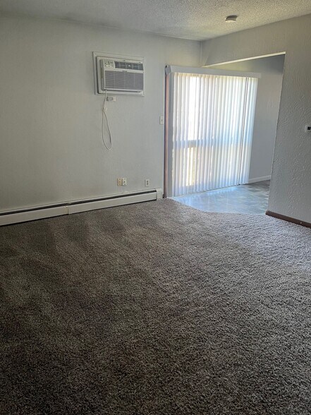 More Photos Of 802-816 15th Ave SW, Cedar Rapids Apartments For Sale
