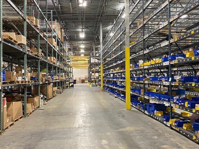 More Photos Of 8300-8310 Eastpoint Dr, Dallas Distribution For Lease