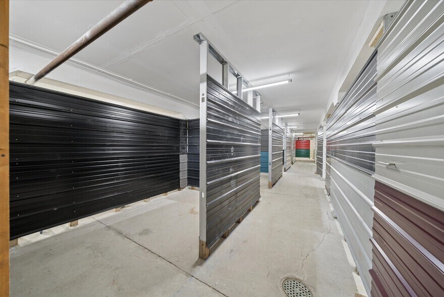 More Photos Of 21 Ann St, Brock Office For Sale