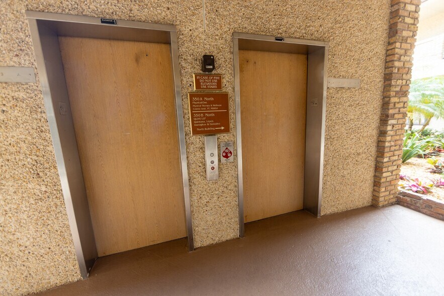 More Photos Of 300 NW 70th Ave, Plantation Medical For Lease