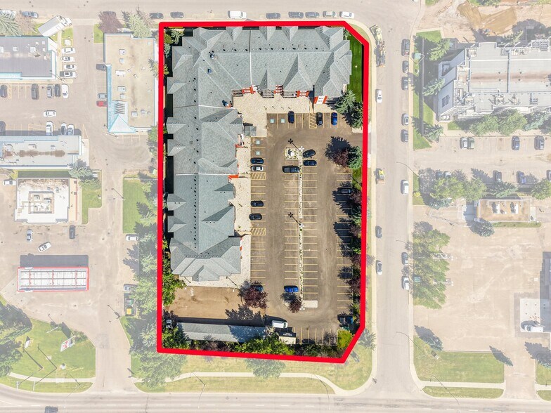 More Photos Of 12618 152 Av NW, Edmonton Daycare Center For Lease