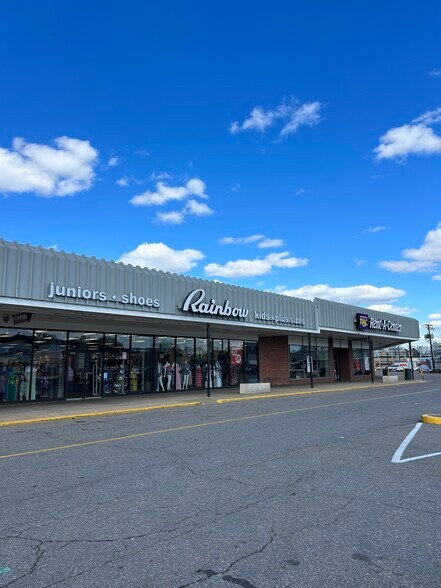 More Photos Of 507 E Southside Plz, Richmond Land For Lease