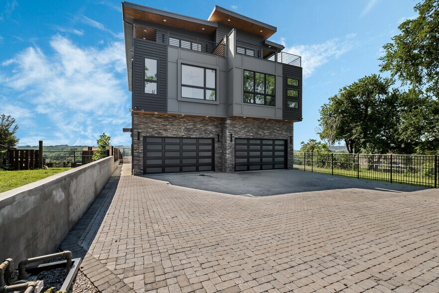 More Photos Of 2118 C-D Cliff dr, Nashville Apartments For Sale