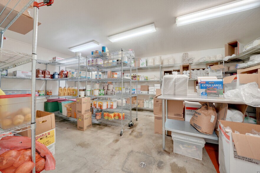 More Photos Of 31880 State Highway 108, Strawberry Hotel For Sale