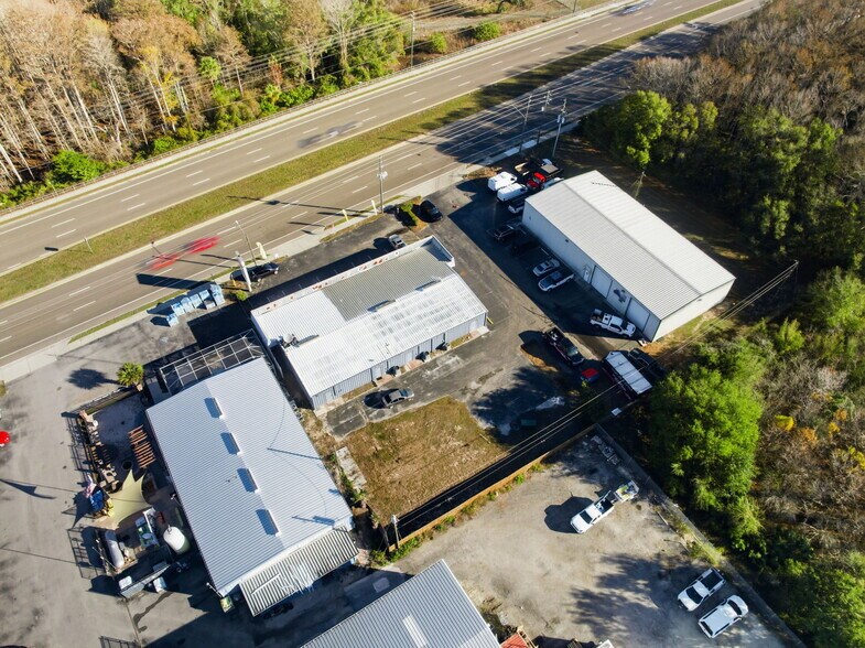 More Photos Of 8510 State Road 52, Hudson Storefront For Lease