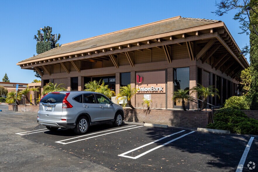 More Photos Of 4033-4065 Ball Rd, Cypress General Retail For Lease