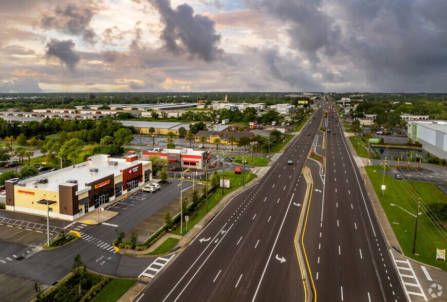 More Photos Of 9040 Ulmerton Rd, Largo Storefront For Lease