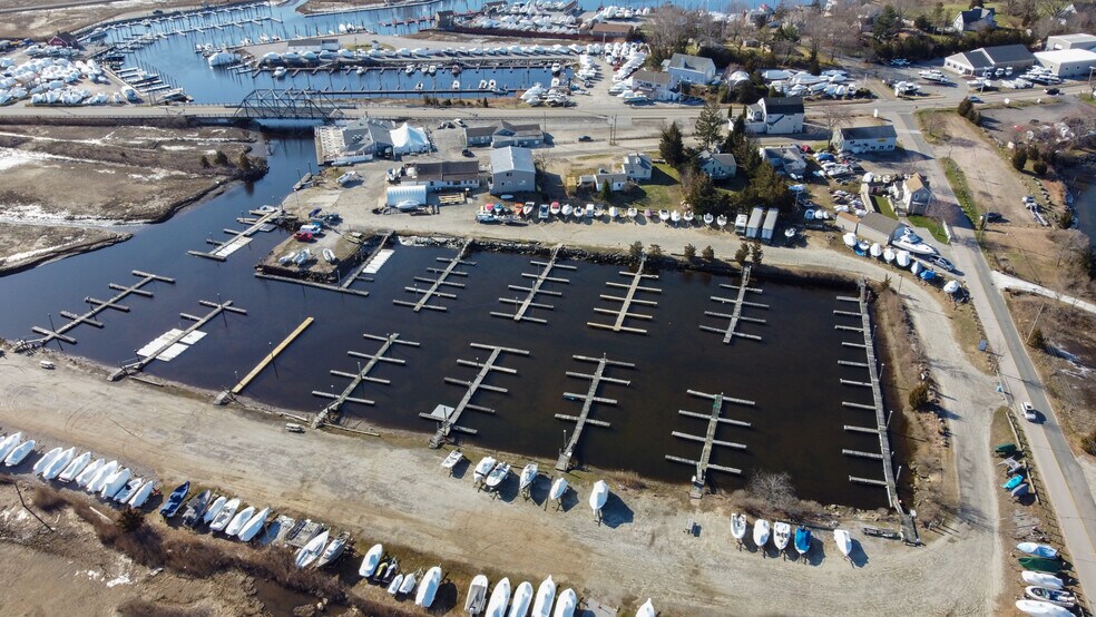 More Photos Of 54 Old Boston Post Rd, Westbrook Marina For Sale