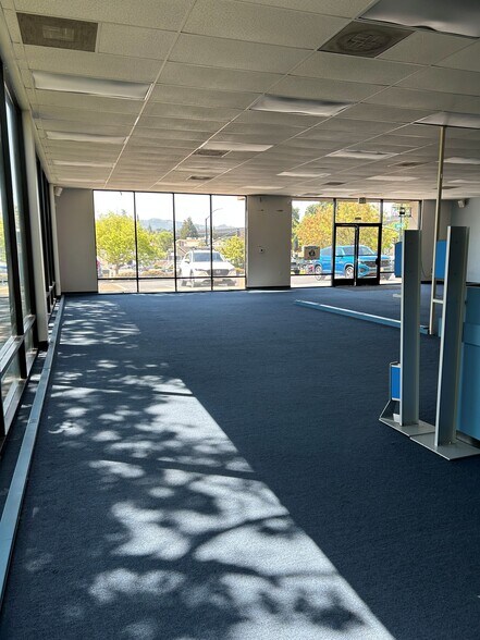 More Photos Of 1920-1930 Mt Diablo Blvd, Walnut Creek Storefront For Lease