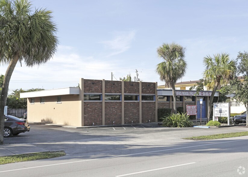 More Photos Of 5100 Hollywood Blvd, Hollywood Medical For Lease