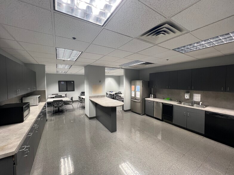 More Photos Of 4500 S 129th East Ave, Tulsa Office For Lease