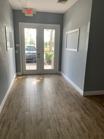 More Photos Of 19445 Shumard Oak Dr, Land O' Lakes Office For Lease
