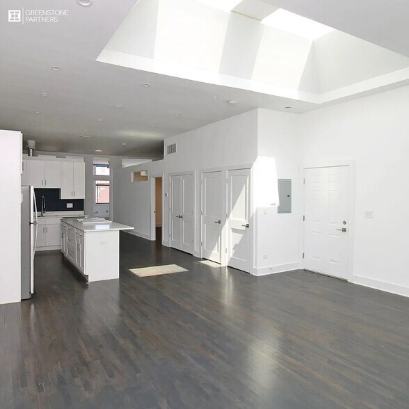 More Photos Of 1474 N Milwaukee Ave, Chicago Apartments For Sale