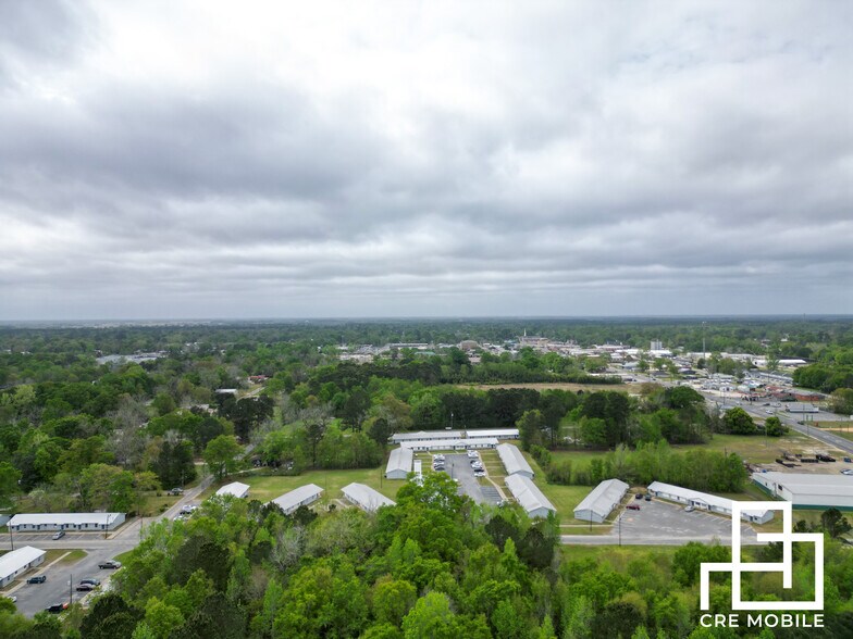 More Photos Of 156 Patterson St, Atmore Apartments For Sale