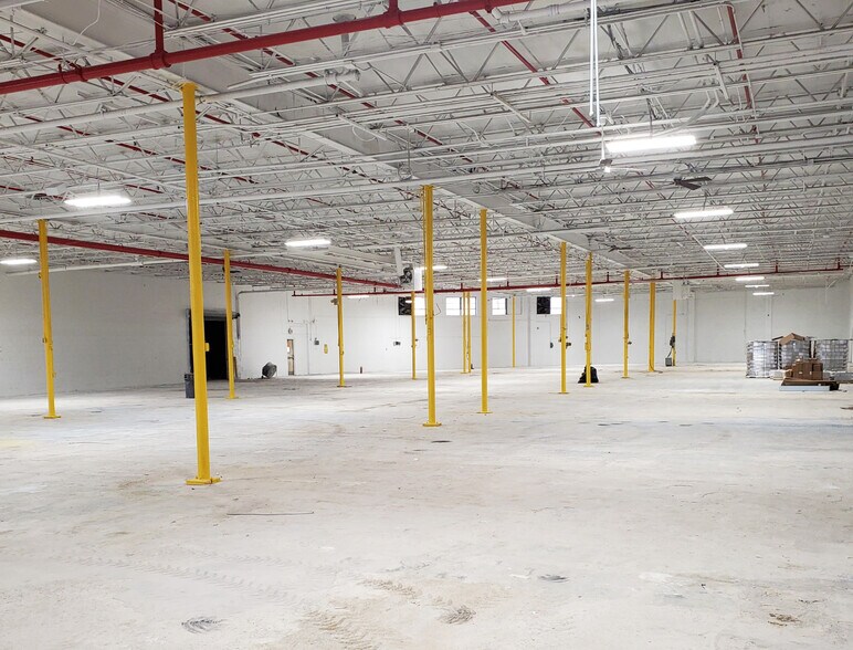 More Photos Of 7354 Baltimore Annapolis Blvd, Glen Burnie Warehouse For Sale