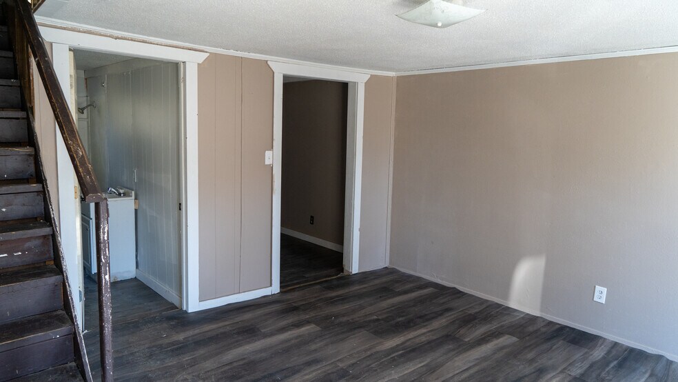 More Photos Of 207 B St, Paragould Apartments For Sale