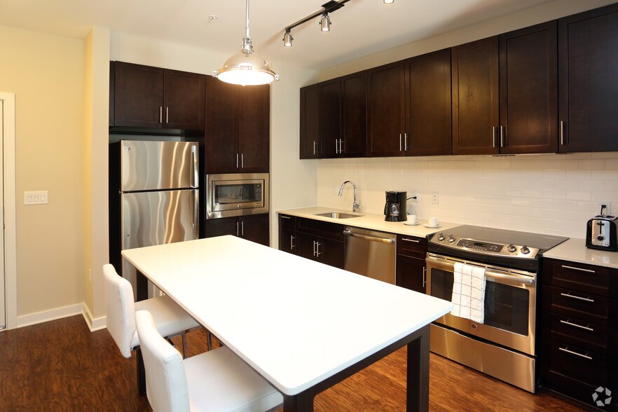More Photos Of 1801 Chapman Ave, Rockville Apartments For Lease