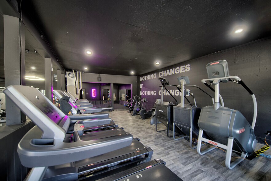 More Photos Of 9793 Live Oak Blvd, Live Oak Storefront Retail Office For Sale