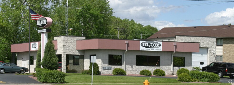 Primary Photo Of 500 W Calumet St, Appleton Freestanding For Sale