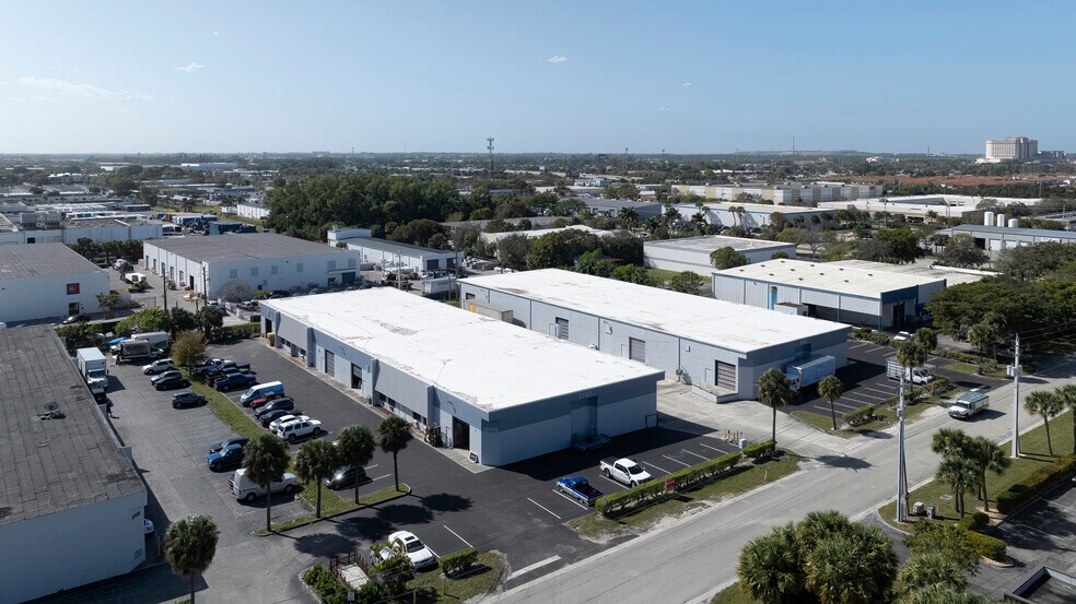 More Photos Of 3740 Prospect Ave, Riviera Beach Unknown For Lease