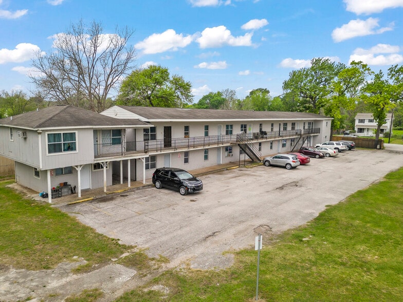 More Photos Of 4914 Kashmere St, Houston Apartments For Sale