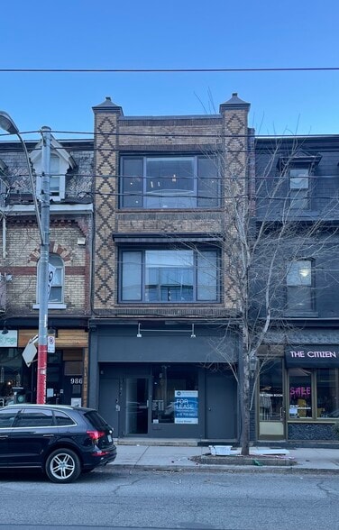 More Photos Of 984 Queen St W, Toronto Storefront Retail Residential For Lease