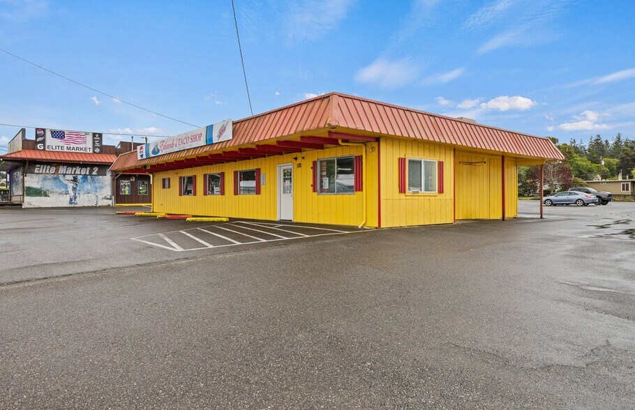 More Photos Of 1175 Newmark Ave, Coos Bay Restaurant For Sale