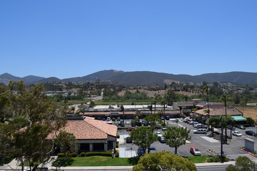 More Photos Of 1001-1003 W San Marcos Blvd, San Marcos Unknown For Lease