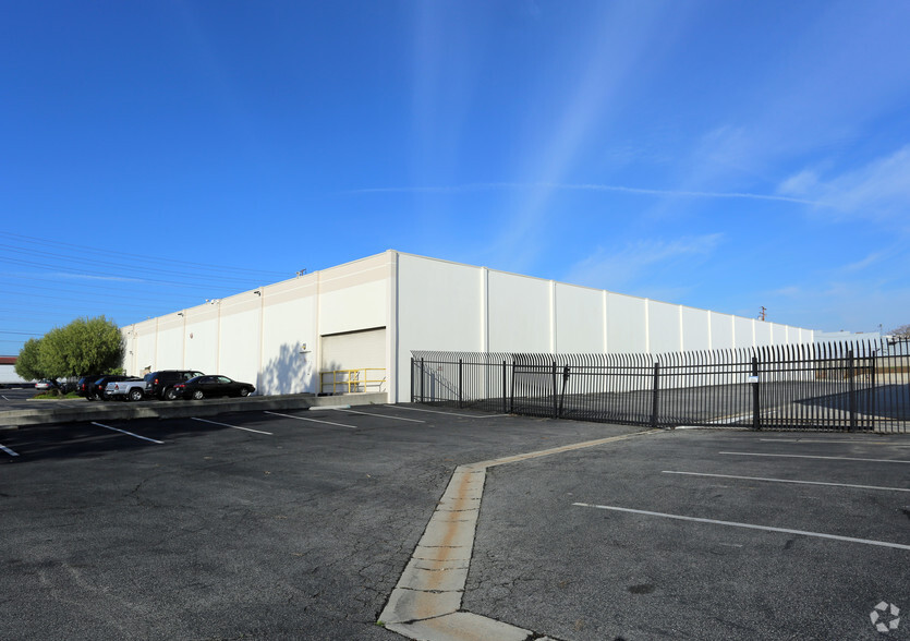 12333 Los Nietos Rd, Santa Fe Springs, CA 90670 - Industrial For Lease ...