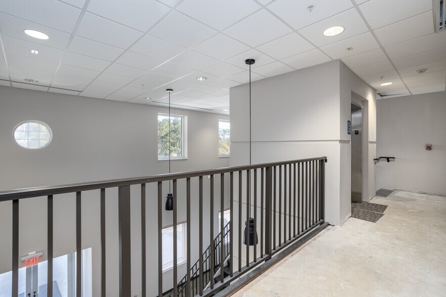 More Photos Of 4400 Dixie Hwy NE, Palm Bay Schools For Sale