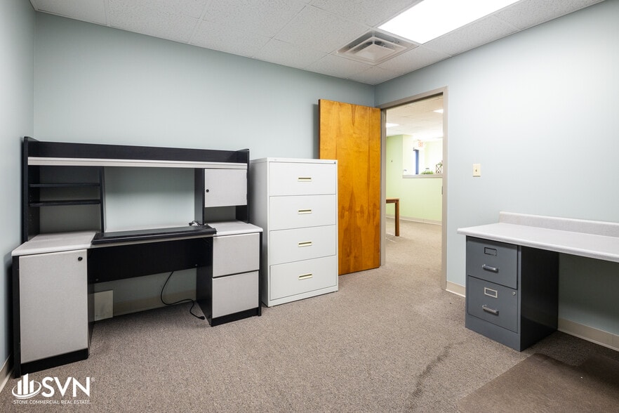 More Photos Of 111 Capital Ct, Nicholasville Industrial For Sale