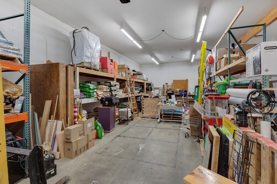 More Photos Of 6210 W Maine St, Spirit Lake Freestanding For Sale