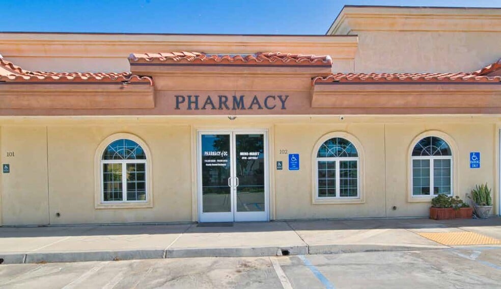 More Photos Of 7772 Warner Ave, Huntington Beach Medical For Lease